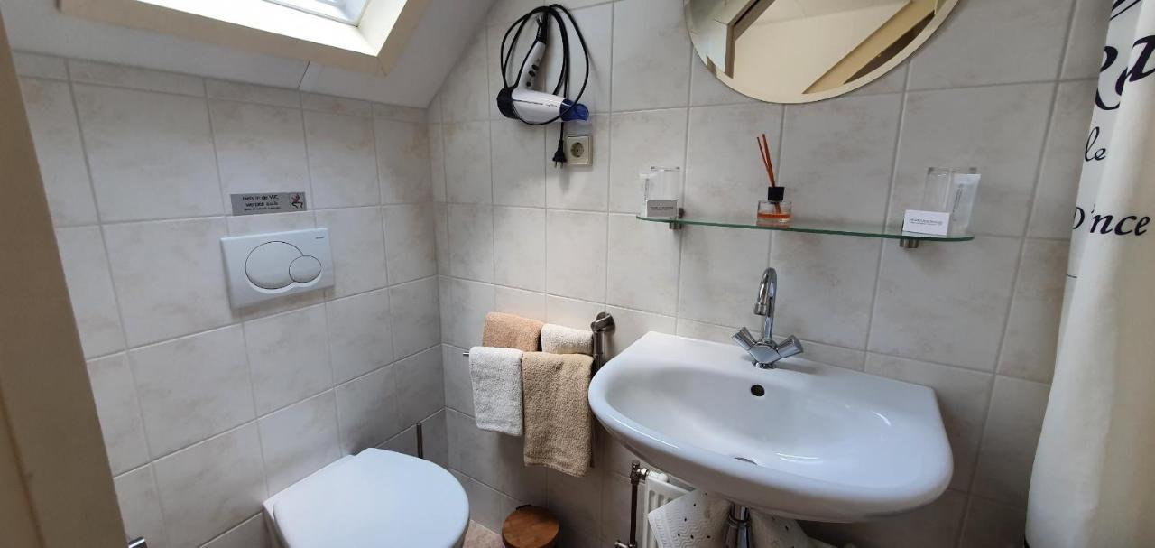 Standard Double Room,1770006424:JPEG
