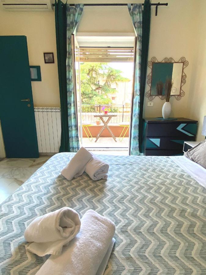 Deluxe Double Room,744221947:JPEG