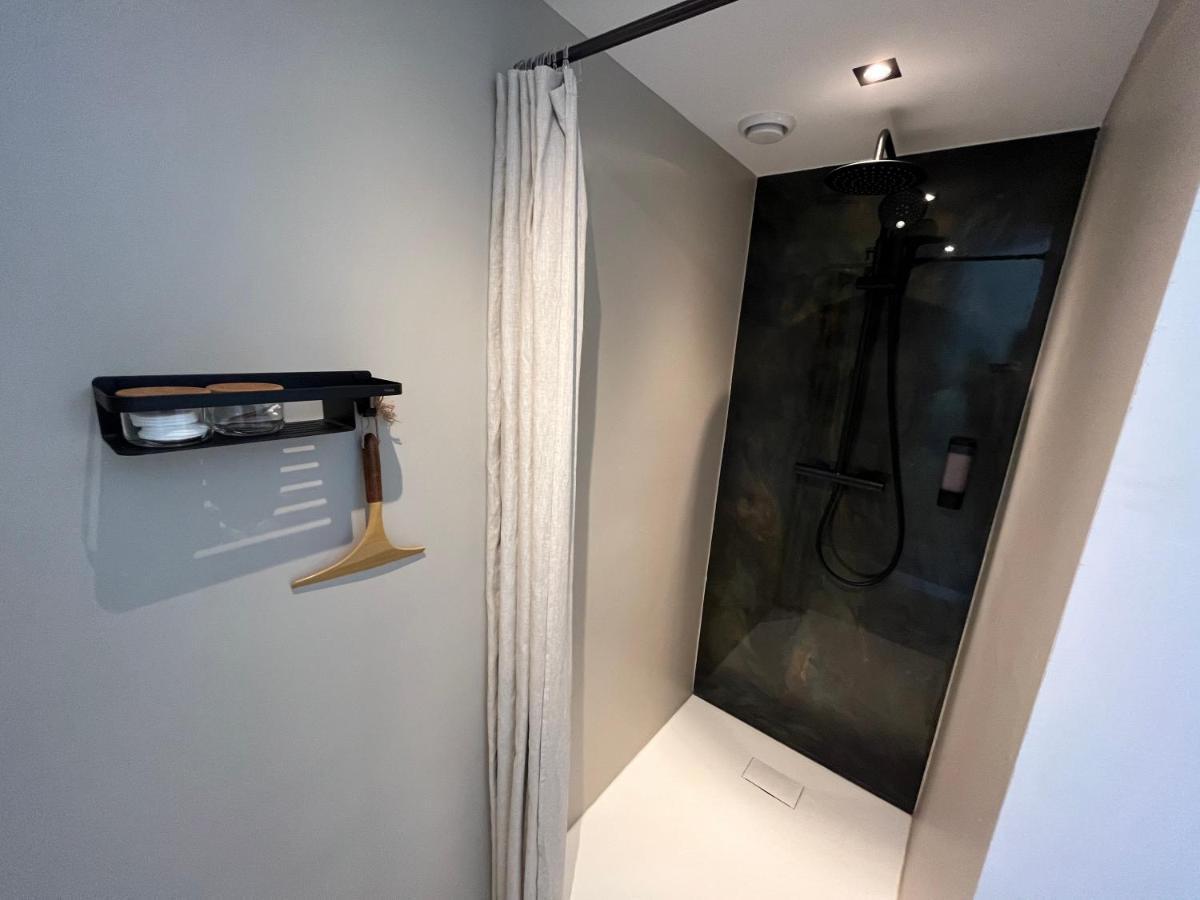 Superior King Room,1301244619:JPEG