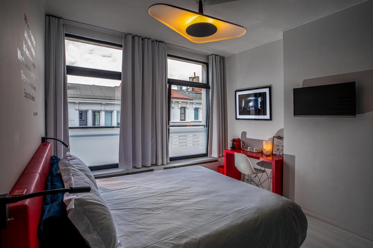 Double Room Electro