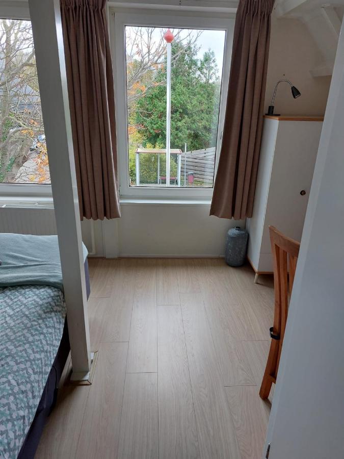 Twin Room,1349349463:JPEG