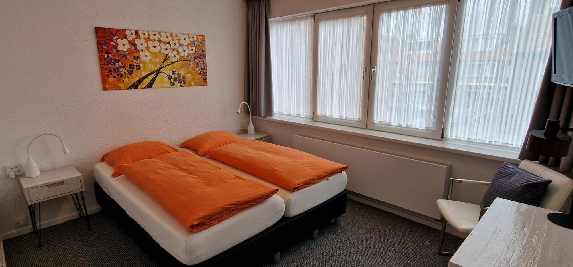 Standard Twin Room,1346278364:JPEG