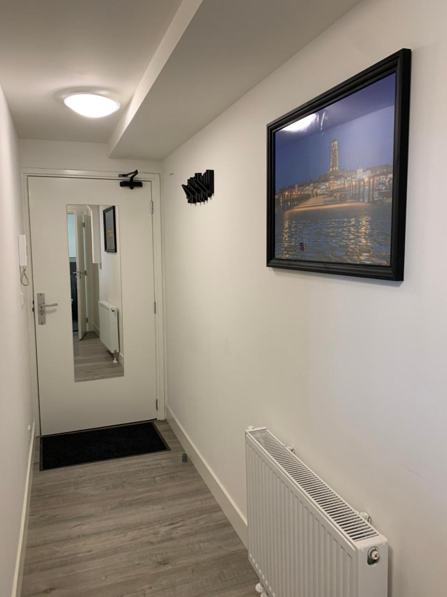Double Room,1542432574:JPEG