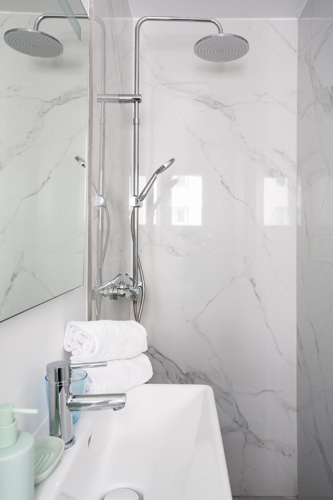 Double Room,1629824123:JPEG