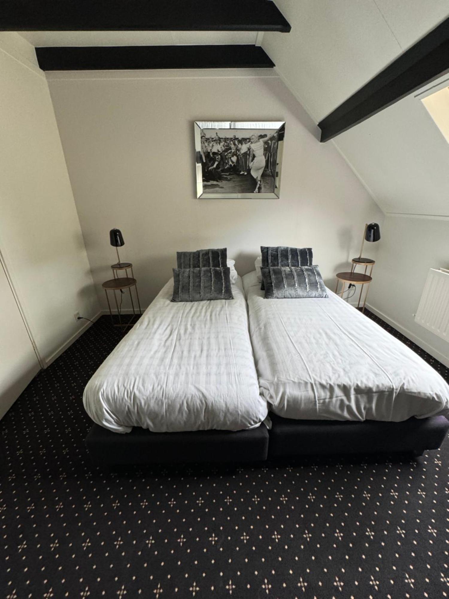 Deluxe Twin Room,1637556990:JPEG