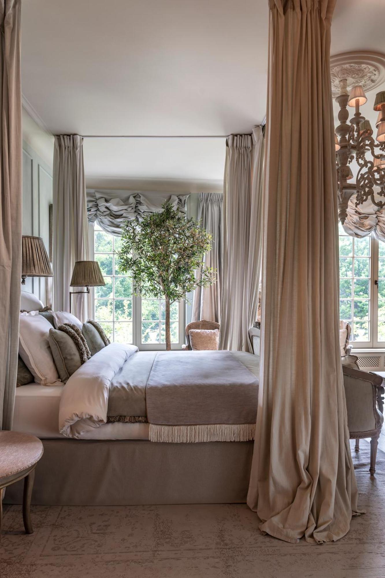 Earl Suite,1645755851:JPEG