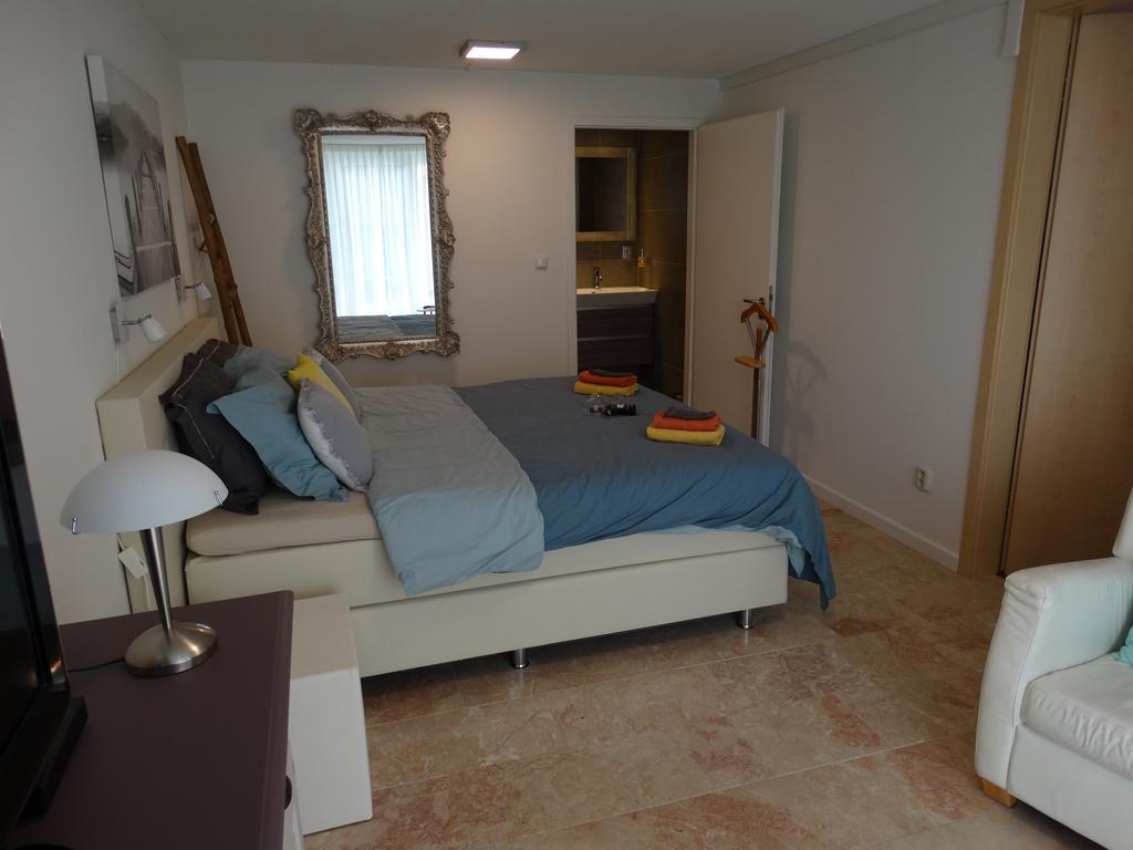 Deluxe Double Room,452126253:JPEG