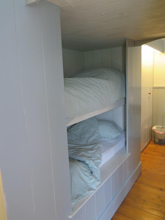 Twin Room Bath