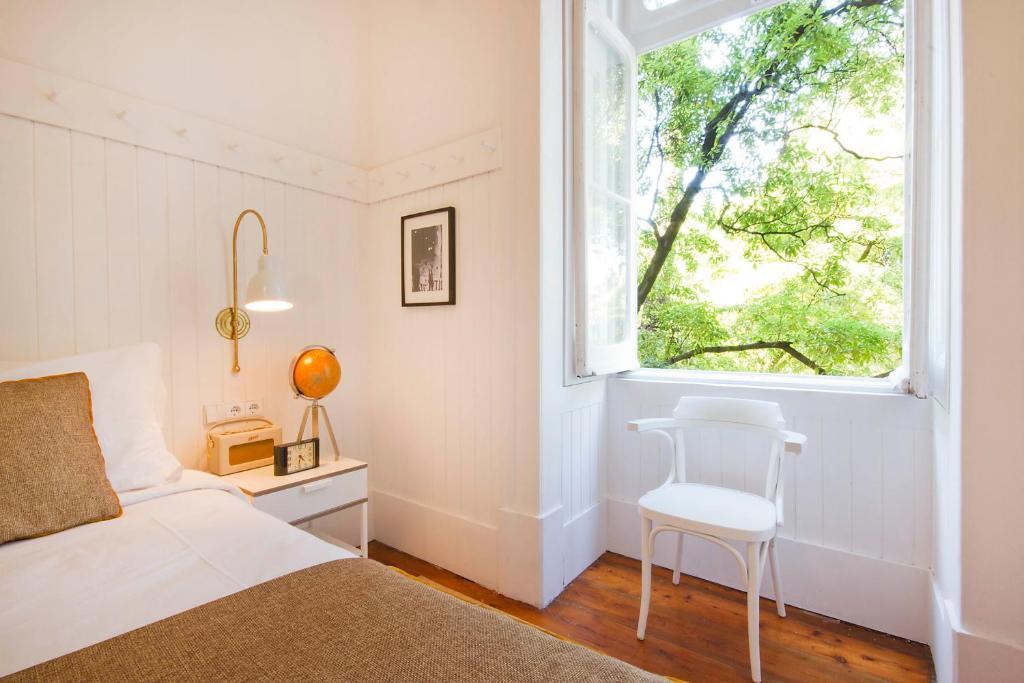 Suite,237237209:JPEG