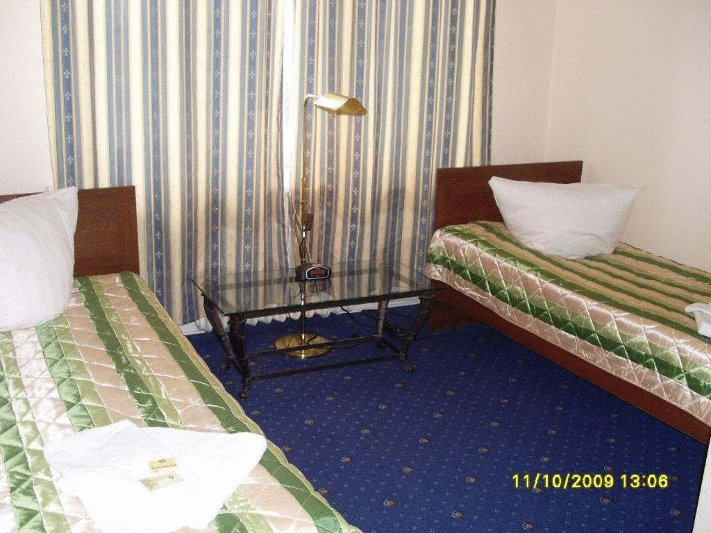 Budget Familiekamer (2 Volwassenen + 1 Kind)