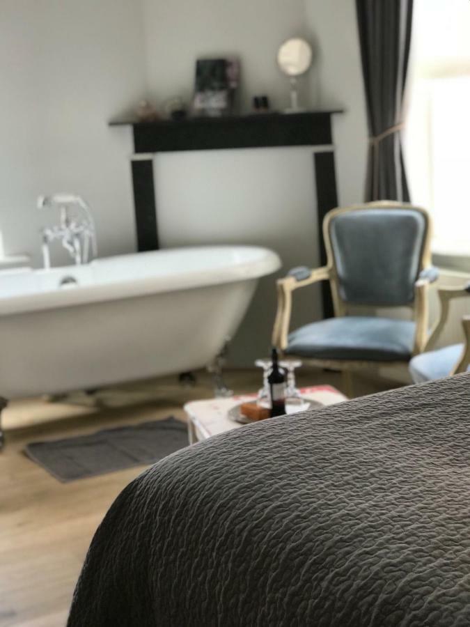 Double Room with Bath,1077879079:JPEG