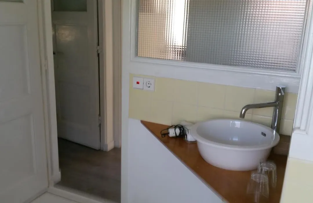 Bij Saskia Eten En Slapen-1