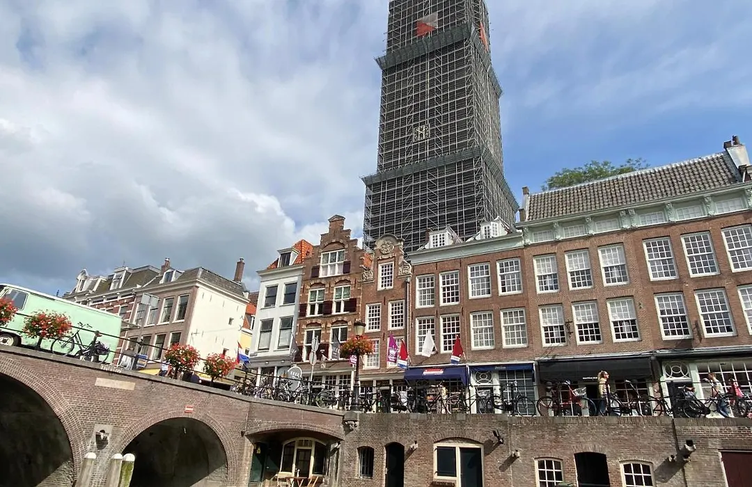Slapen onder de Dom-1