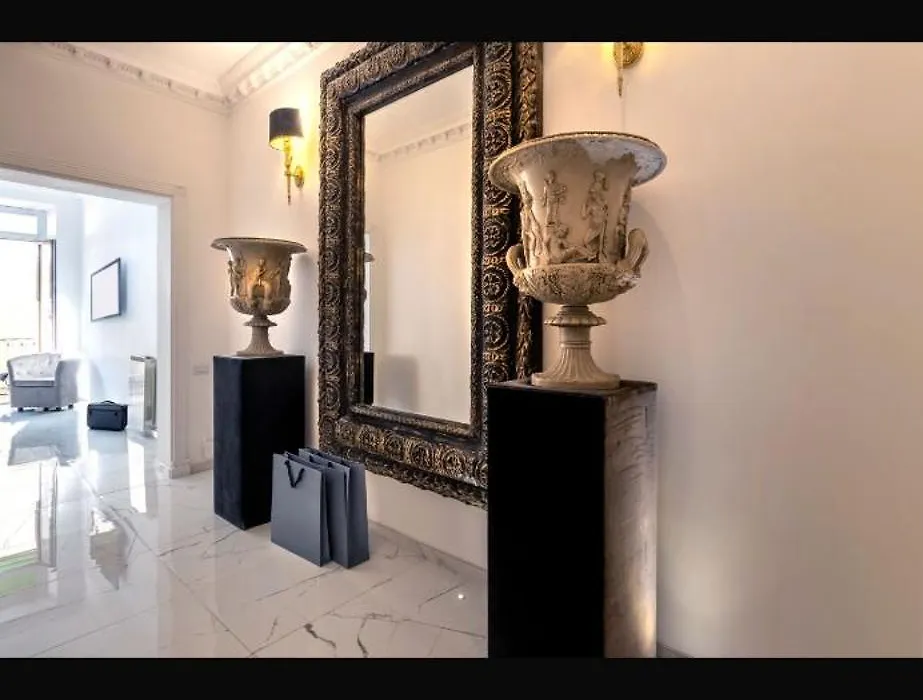 Daphne Trevi Suites-1