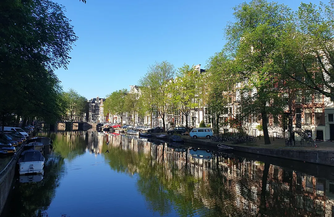 B&B Singel Suites-1