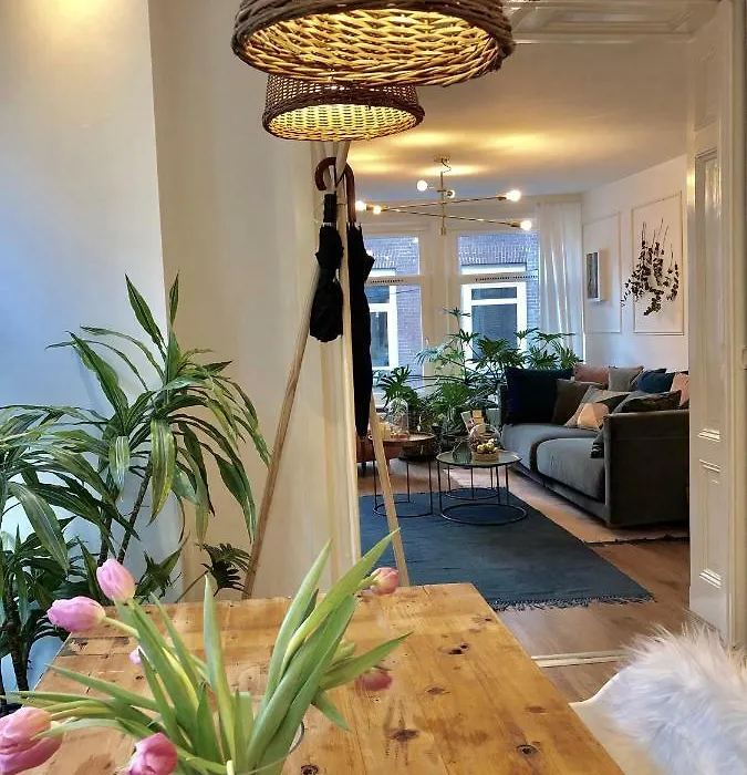 Bee Amsterdam - central apartment in the trendy Jordaan-1