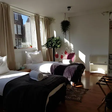 City Break Amsterdam BNB-3