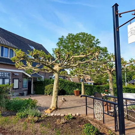 Bed&Breakfast Maas en Waal-2
