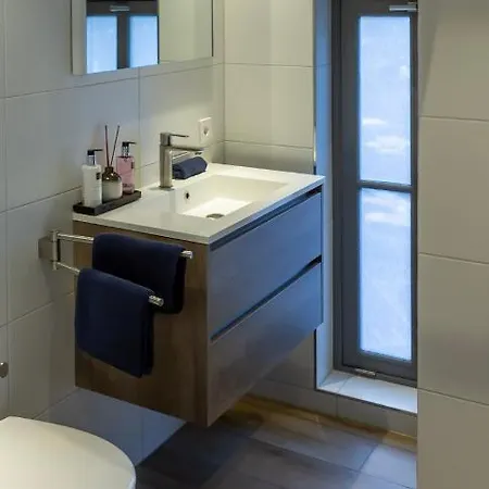 Canal View Suite-3
