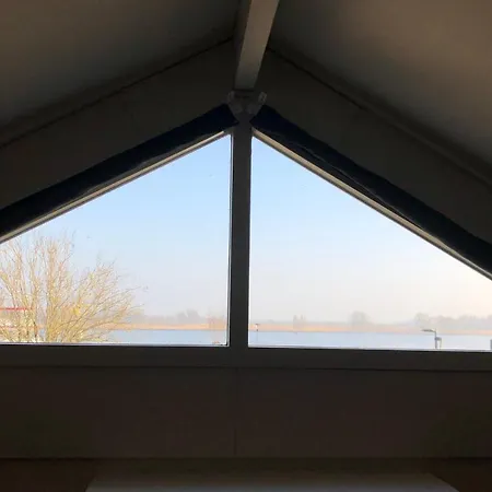Bed And Breakfast De Biesbosch - In 'T Riet-3