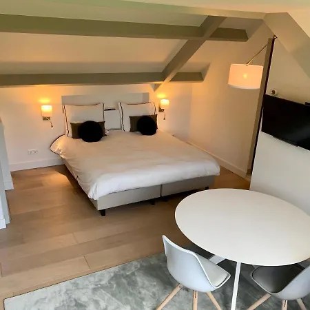Bed & Breakfast Karakter-2