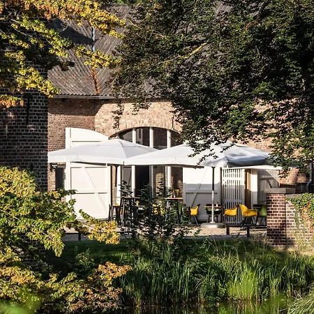 Kasteel Wolfrath B&B-2