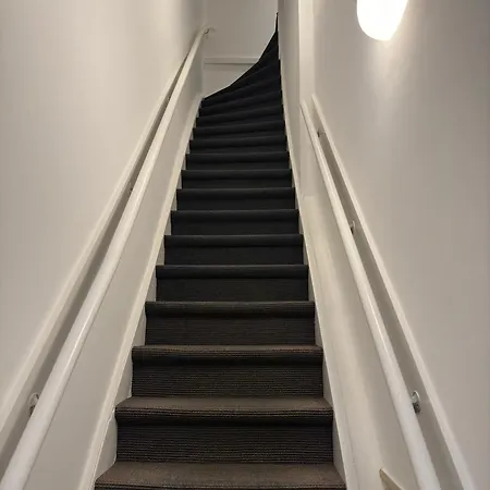 Nine Streets Inn-3