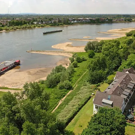 Faehrhaus Hotel Am Rhein By Mayburgh-3