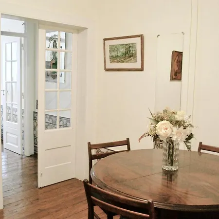 Azulejos Cais Sodre B&B-3