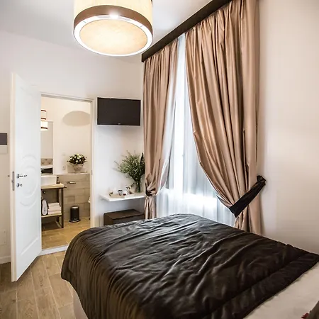 Chic & Town Luxury Rooms Piazza Di Spagna-2
