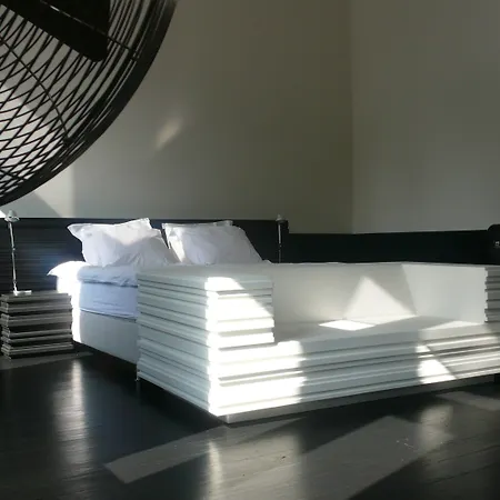 B&B Suites Feek-2