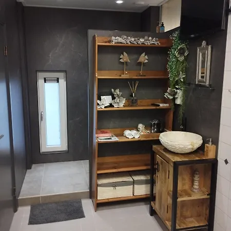 Voormalige Gevangenis Cel bij B&B Gezond aan Zee - Toegang Wellnesstuin meerprijs-3