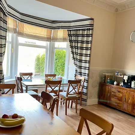 Dalmore Lodge Guest House-2