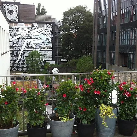 Prince On The Roof-2
