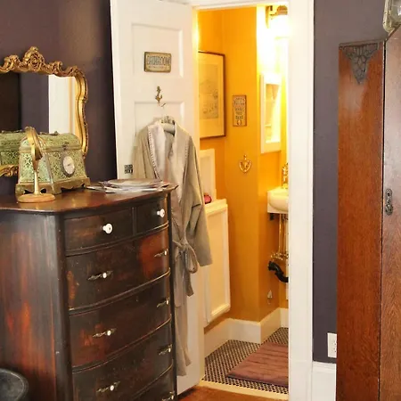 Joshua Inn Bed & Breakfast-2