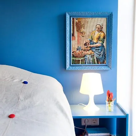 Jackie O Studio-2
