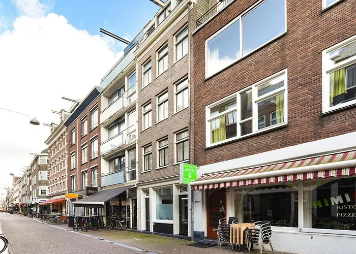 Only Friends Hotel Amsterdam