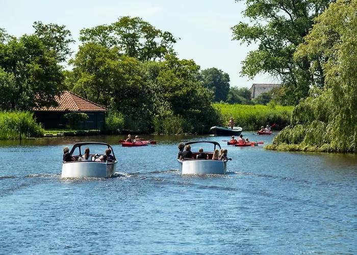 Dorpslogies Adema Bed and Breakfast Earnewâld