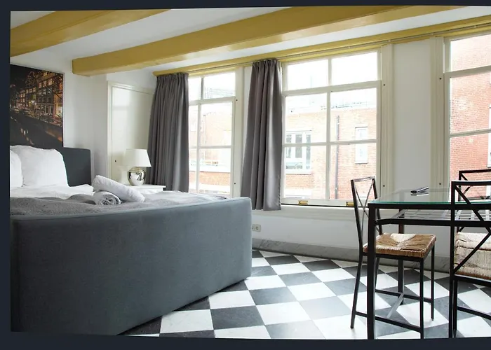 Modern Canal House Loft - City Center Amsterdam