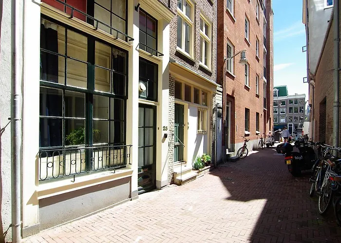 Cosy Apartment Right In The City Center With Airco! Amsterdam
