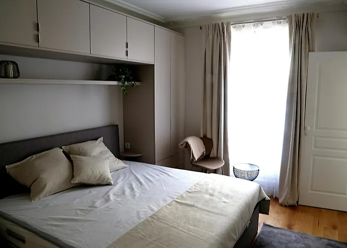 Le Ciel De Paris - Montparnasse & Jardin Du Luxembourg Bed and Breakfast