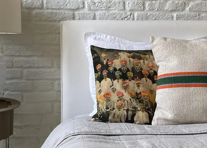 bij DE RODE DEUR Bed and Breakfast Meppel