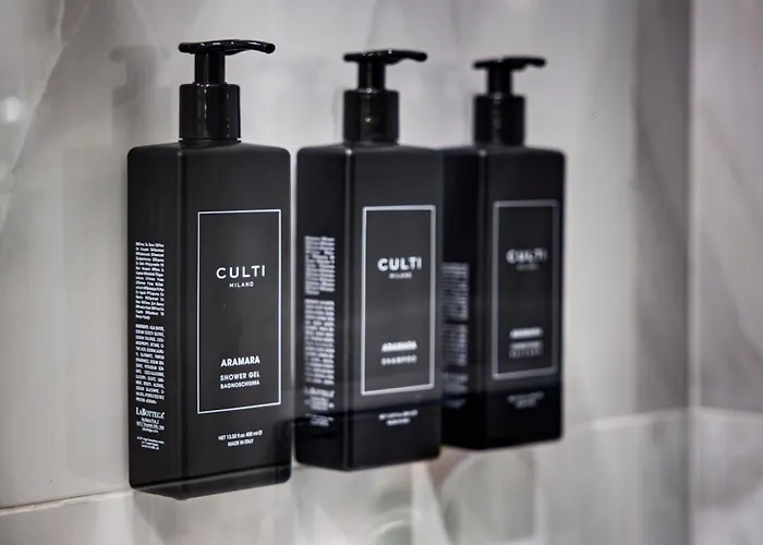 V Collection Piazza Farnese Luxury Suites Rome