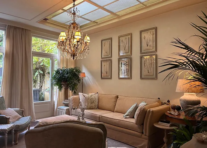 Guesthouse Nights By Morpheus Antwerpen