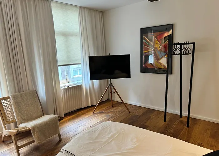 Accademia00 Bed and Breakfast Maastricht