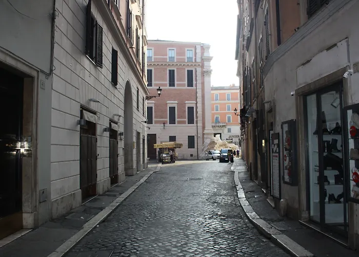 Town House Fontana Di Trevi Bed and Breakfast Rome