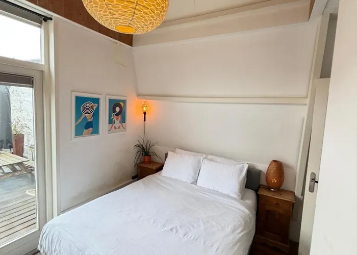 At Loum Bed and Breakfast Alkmaar