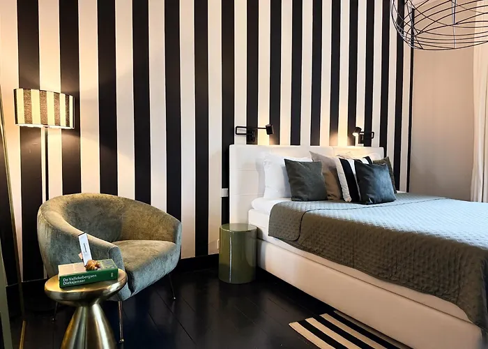 Villa V - Petit Hotel Valkenburg aan de Geul