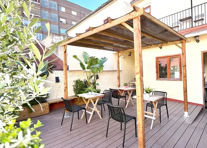 Bird House Bed and Breakfast Valencia