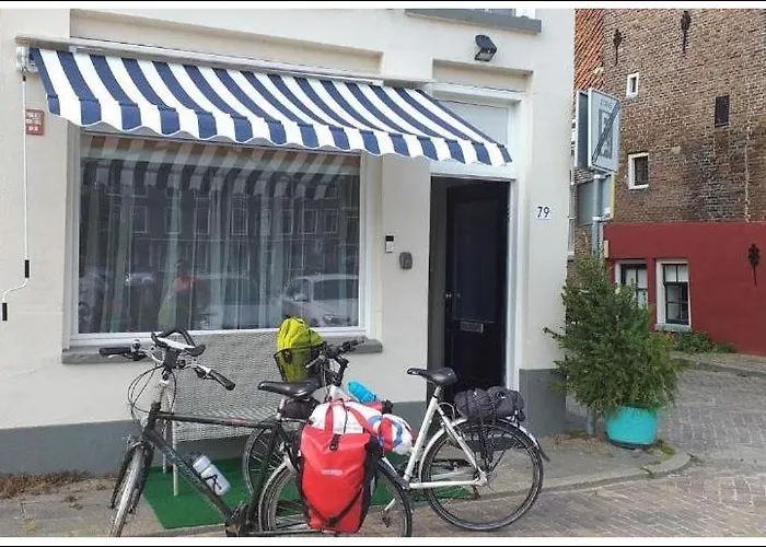 Thorbecke Canal View 42 M2 Loft Zwolle 